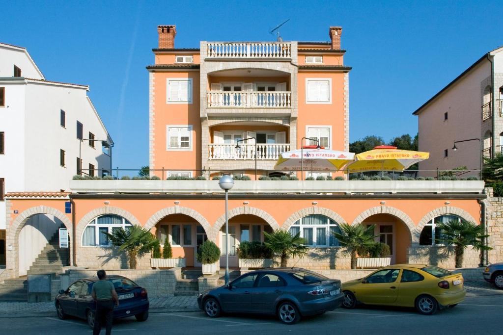 Apartments Valentino Vrsar Eksteriør billede